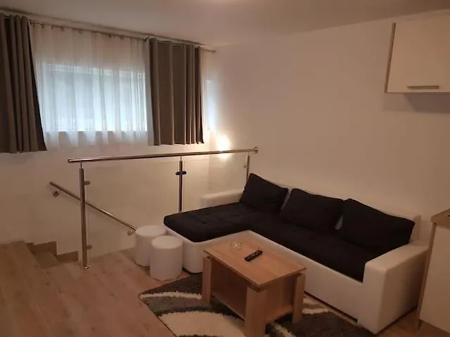 Naomi Apartments Split