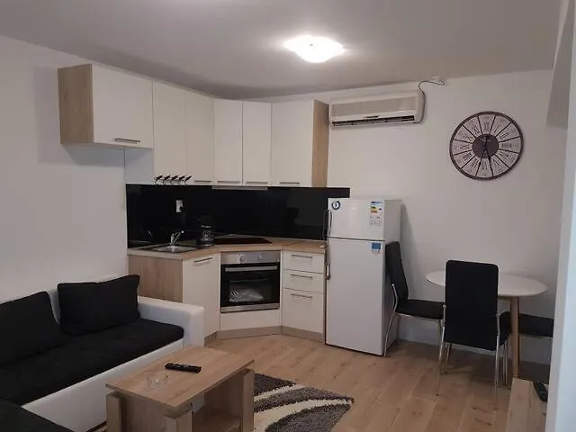 Naomi Apartments Split