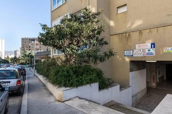 Naomi Apartments Сплит 0*,  Хорватия